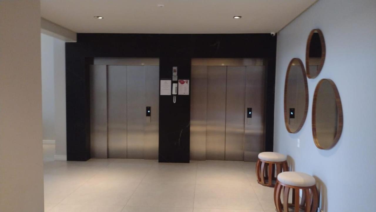 Apartamento Central Climatizado E Aconchegante トーレス エクステリア 写真