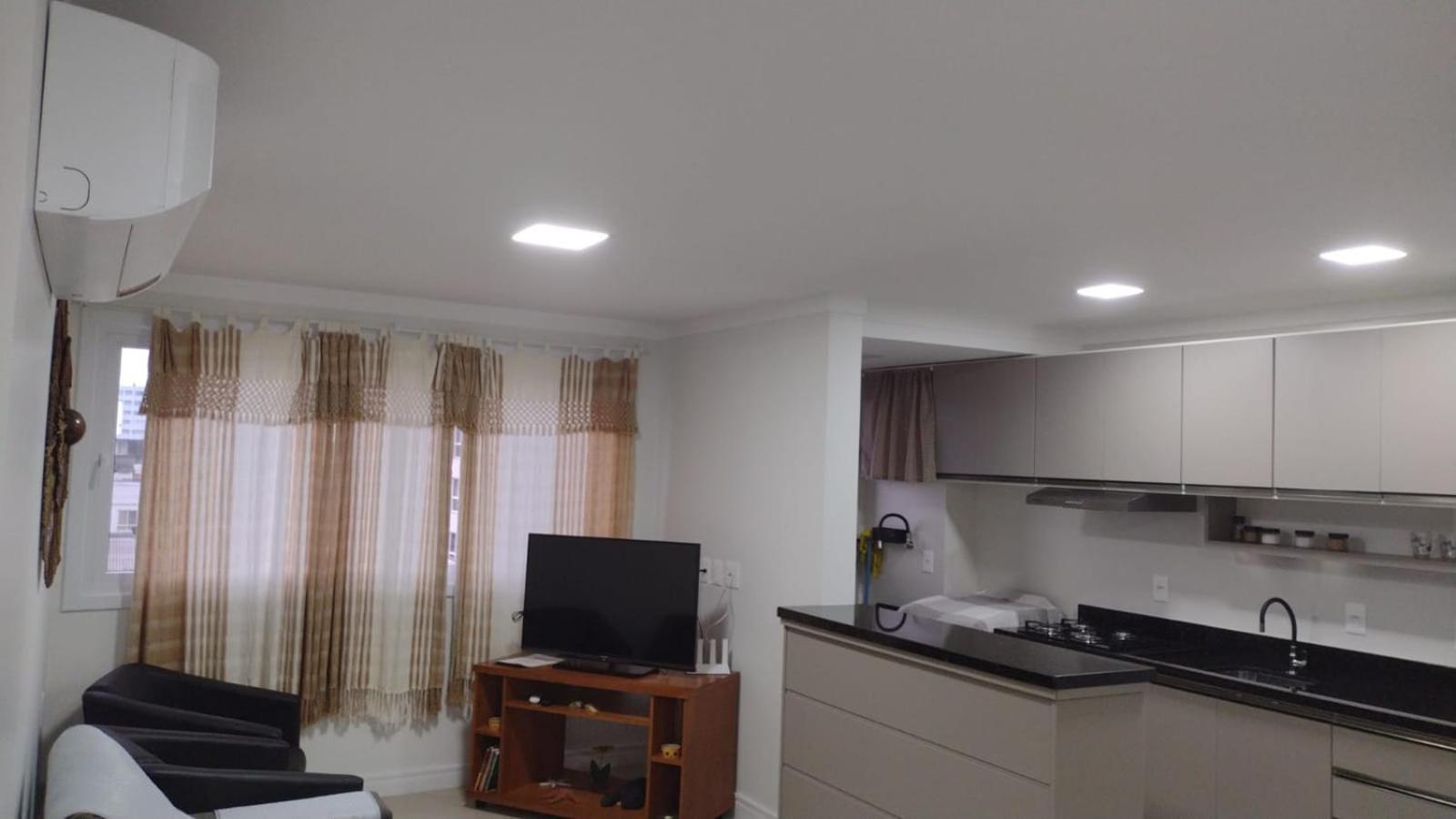 Apartamento Central Climatizado E Aconchegante トーレス エクステリア 写真